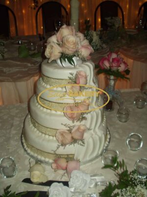Wedding Cake 149 Wild Roses
